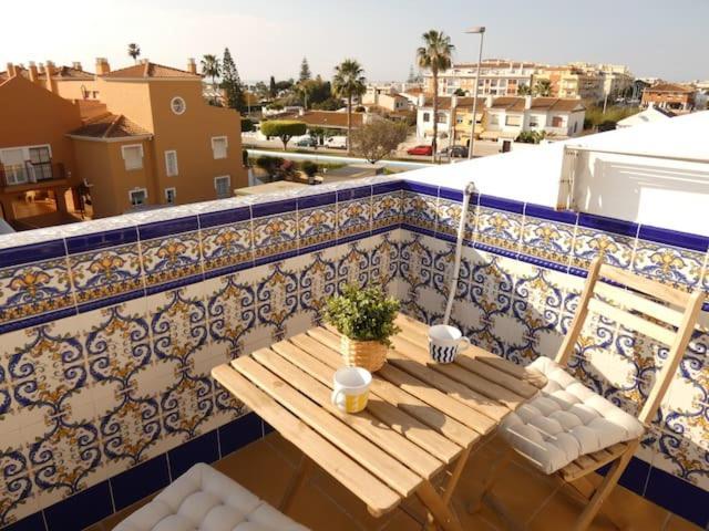 Top Floor Apartment Close To Beach 托雷德本纳贾尔邦 外观 照片
